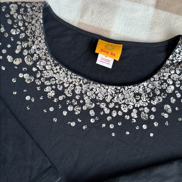 Ruby Rd. Top - Picture 3 of 5